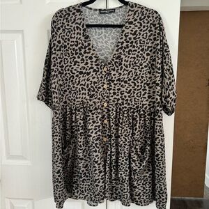 Flowy Cheetah Print Dress with Pockets